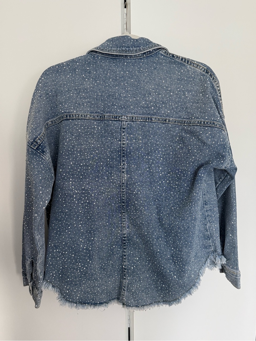 VEVERET Blue Denim Jacket with Sparkle Embellishment - Picture 4 of 4